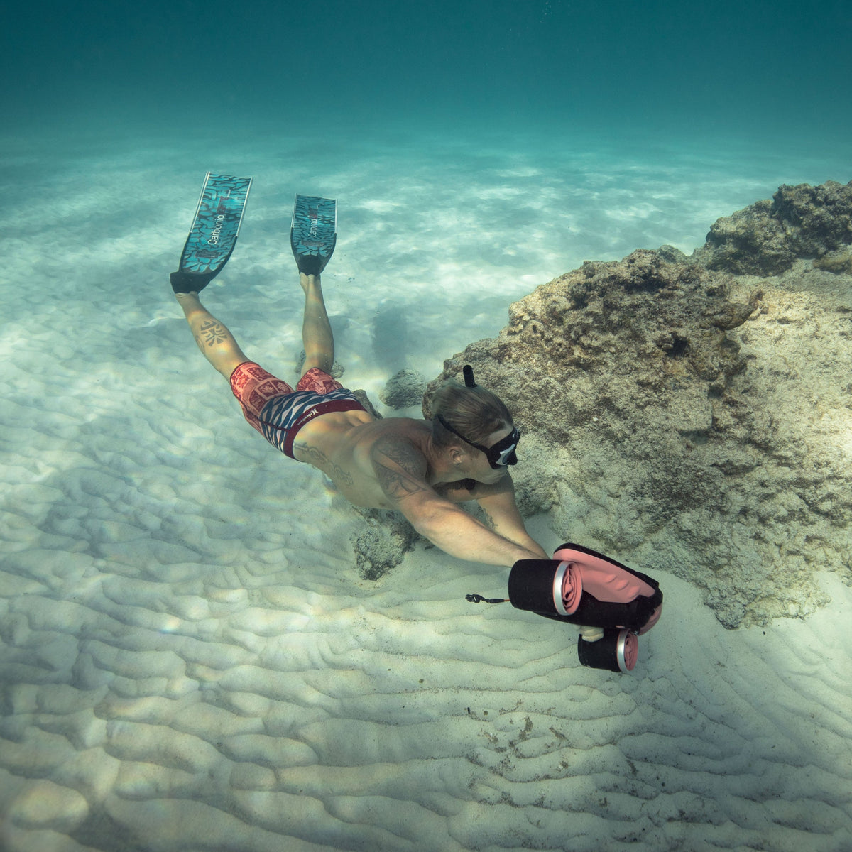 Sublue Navbow Underwater Scooter for Diving & Snorkeling